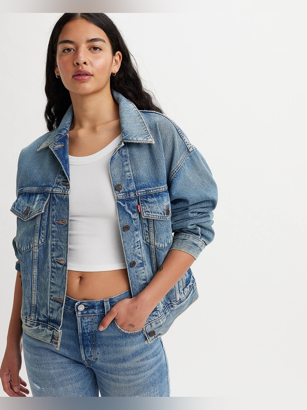 Levi’s Premium Jacket Womens Small 90s Trucker Oversized Soft Denim - Picture 3 of 11